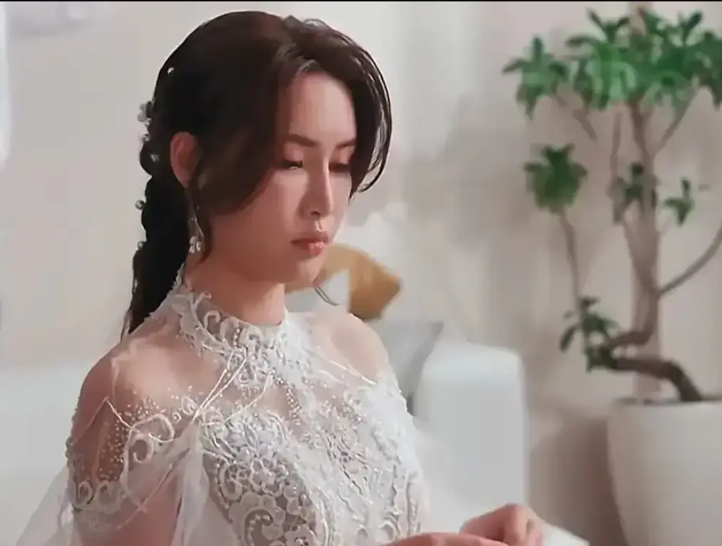 《苏畅-小凤新婚》相关资源图片