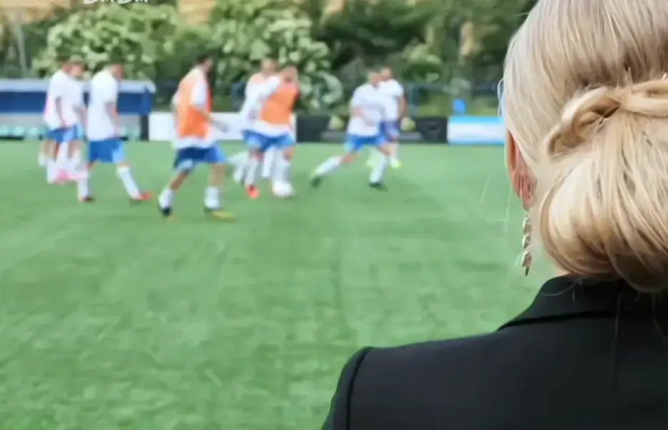 法国电影《footballersmoms》足球队的女老板们免费在线观看完整版 - 全片高清无广告在线播放